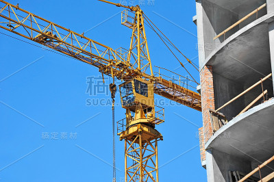 起重机及高层建筑工地