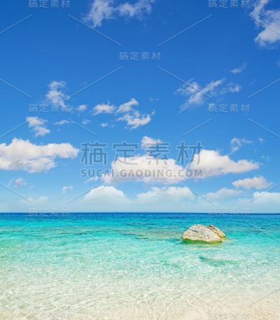 岩石和云
