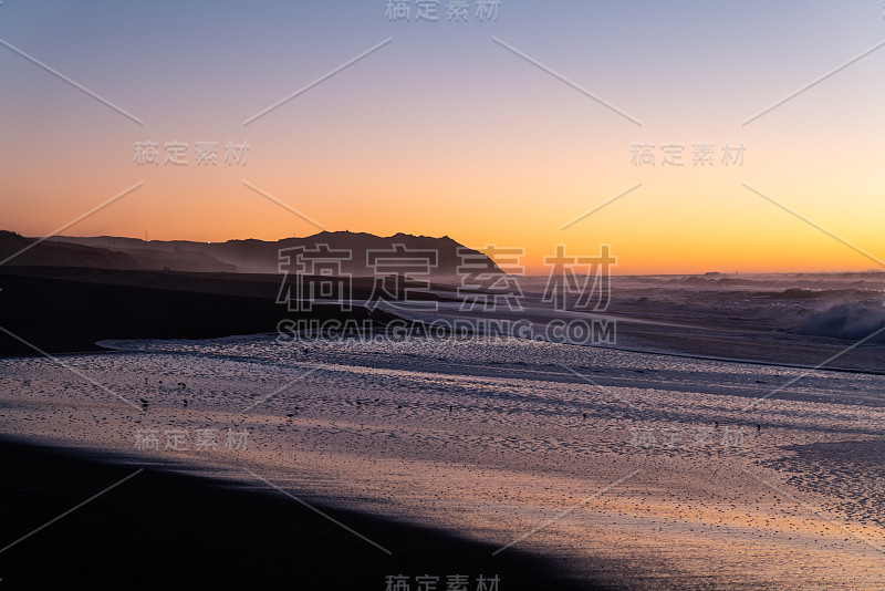 北加州海岸日落时的风景