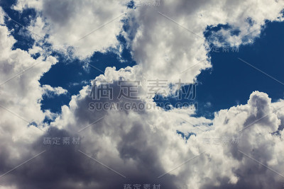 蓝天白云