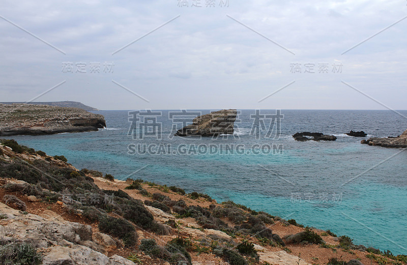 大岩石和地中海，戈佐，马耳他共和国