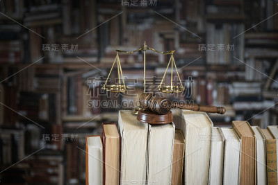 法律