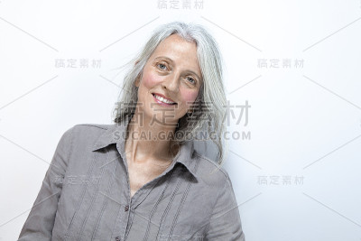 成熟的女人肖像