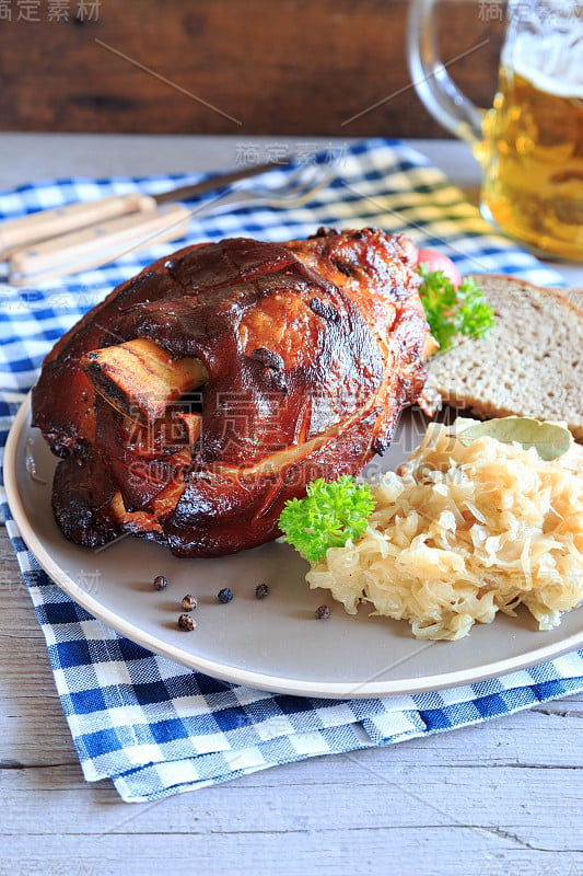 deftige Schweinshaxe