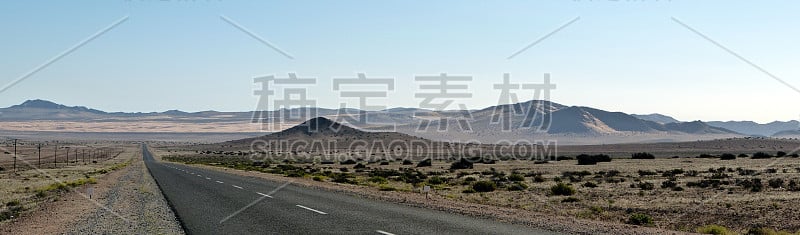 穿过南纳米布沙漠的公路