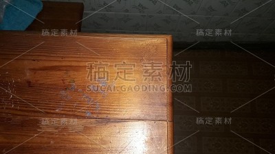 城市公寓内部的各种家居用品和细节
