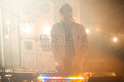 夜店派对DJ