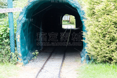 小火车隧道