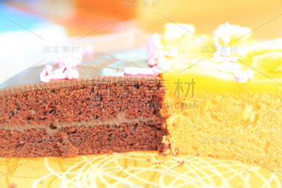 巧克力橙口味生日蛋糕快乐