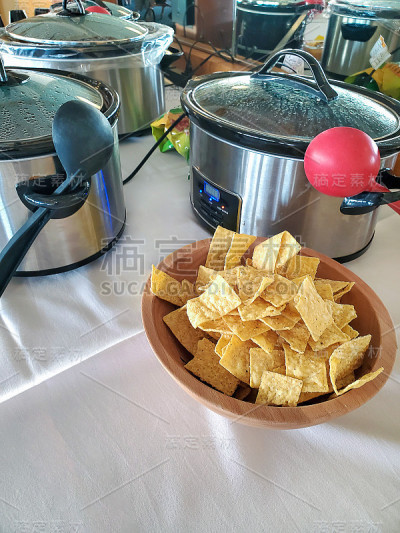 墨西哥玉米片在辣椒烹饪比赛