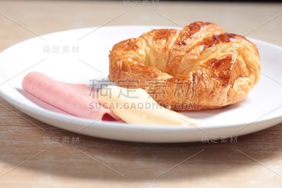 面包和烤面包