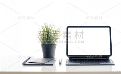 模型的空白屏幕平板电脑在桌子上，孤立的白色背景。