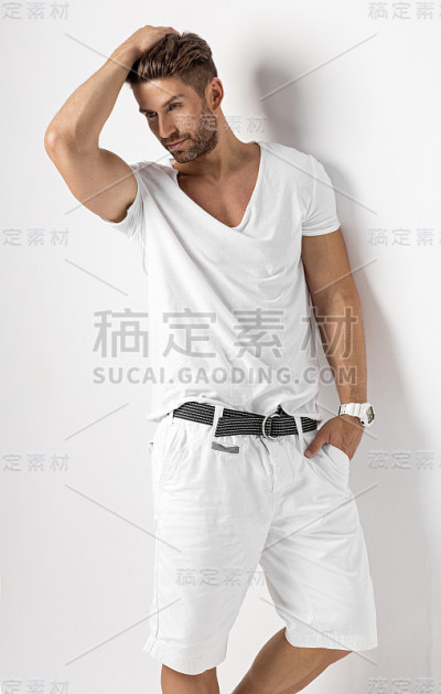 英俊的男人
