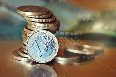 欧元的钱。