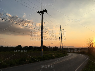 日落当地道路