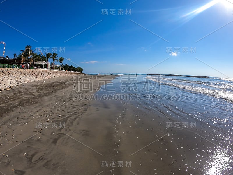 邦里——水明漾海滩上的晴天