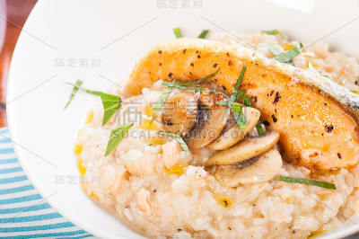 三文鱼意大利烩饭