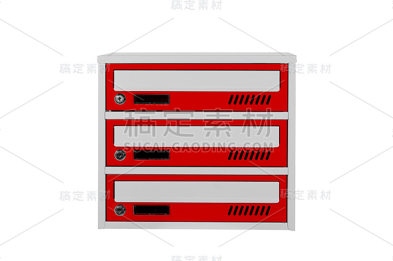 白色背景上的红色邮箱被隔离。公寓入口处的邮箱。金属的邮箱