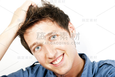 人微笑
