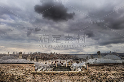 伊斯坦布尔是土耳其的首都，东部旅游城市。