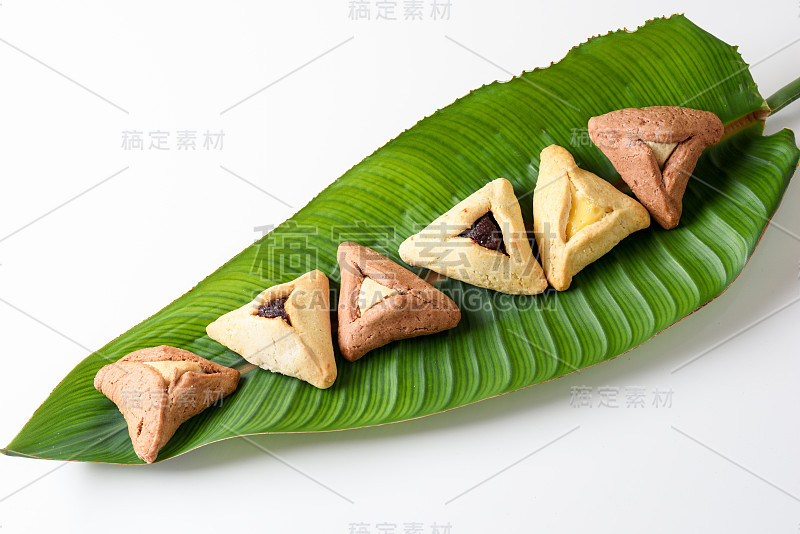 犹太人自制的哈曼塔辛饼干或棕榈叶白底饼干