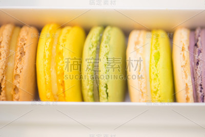 蛋白杏仁饼干堆栈