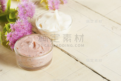 厚叶花和化妆品