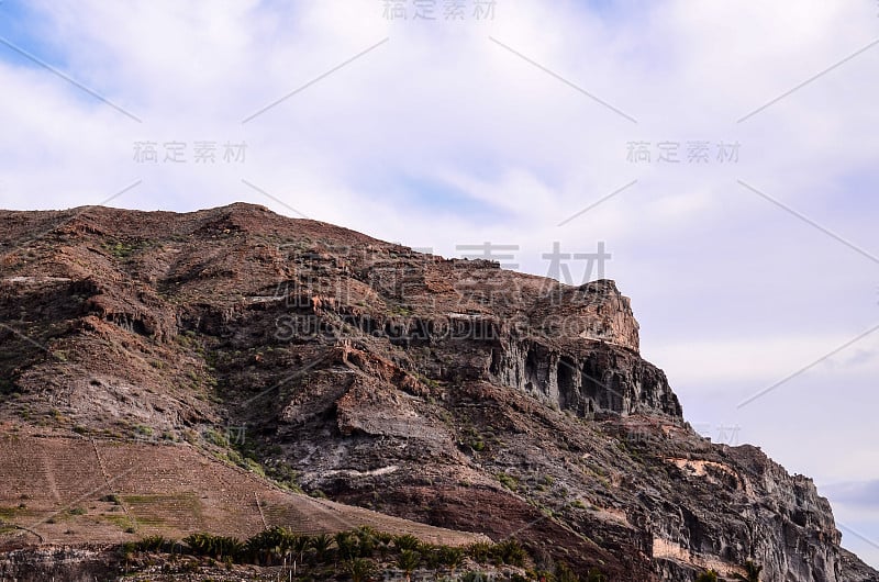 大加纳利岛的火山岩玄武岩地层