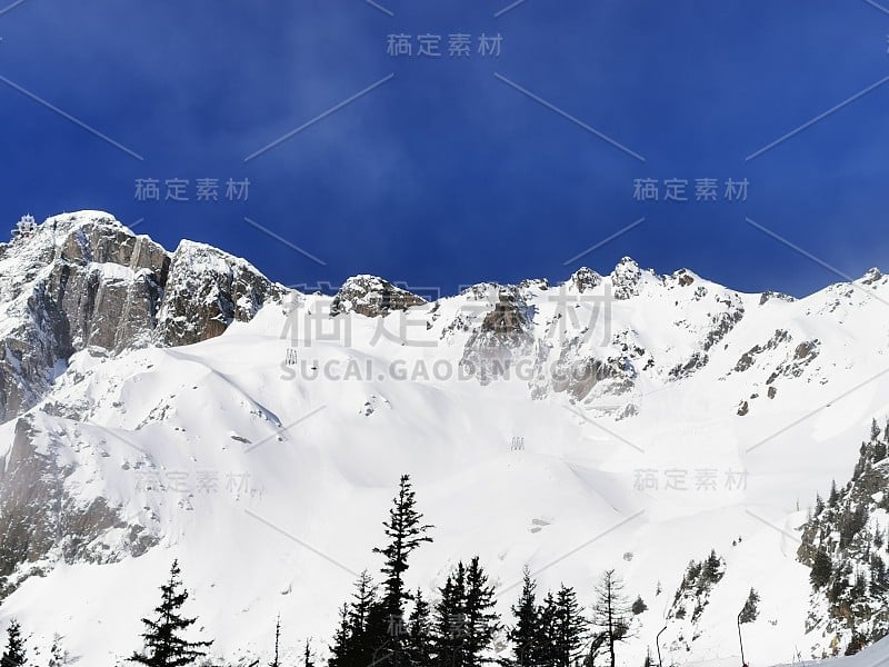 法国夏蒙尼，勃朗山，高山，滑雪，滑雪板，旅游，旅游，度假，美丽的雪冬天