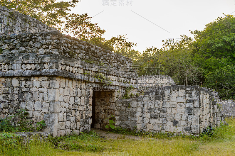 墨西哥尤卡坦半岛的提莫松，尤卡坦半岛的玛雅考古遗址Ek' Balam。从前古典时期到后古典时期，这里