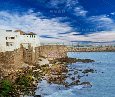 海岸上的城墙