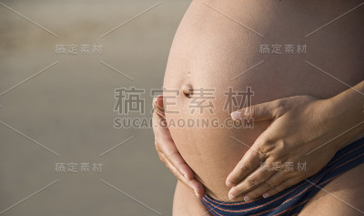 怀孕的女士。