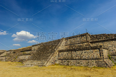 墨西哥特奥蒂瓦坎市前拉美裔城市的实际视图