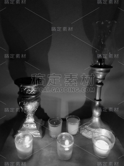 阴影和蜡烛