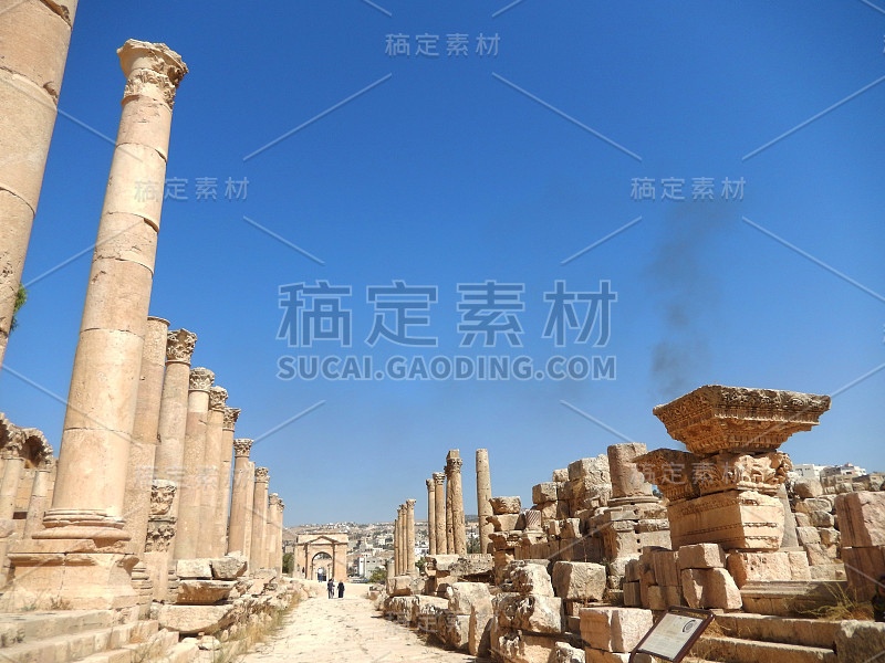 废墟和cardo maximus, jerash，约旦