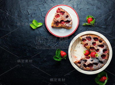 美味的草莓蛋挞