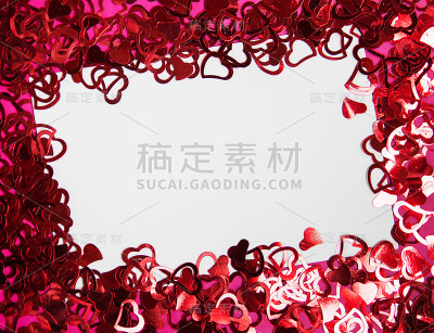 背景来自红色的小心脏