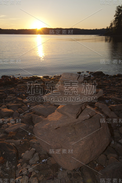 诺曼湖