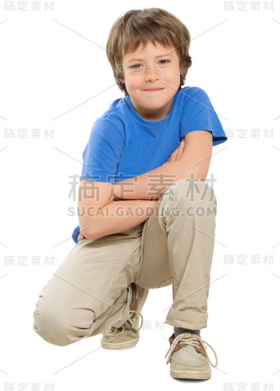 小男孩孤立