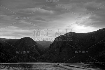 挪威