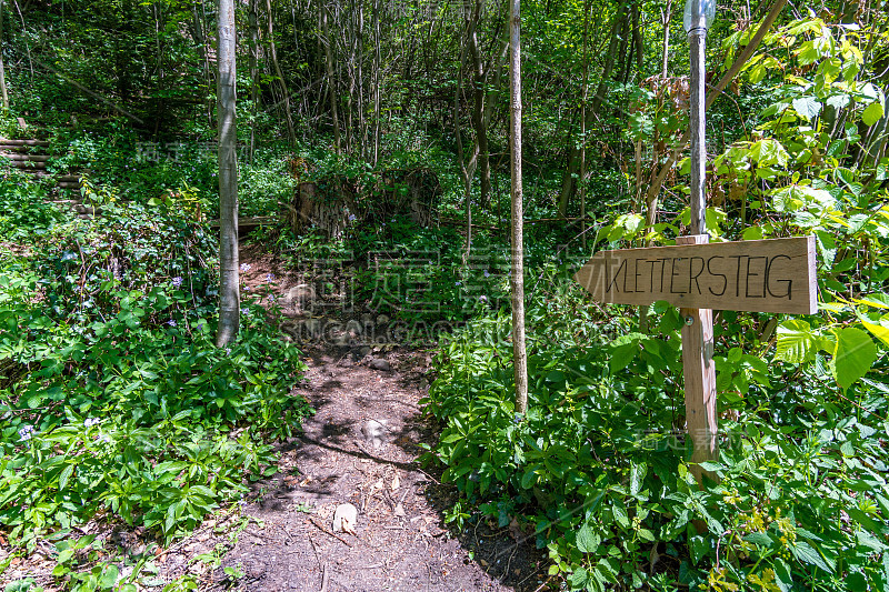 攀登布雷根茨的via ferrata