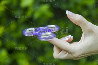 烦躁不安的转轮