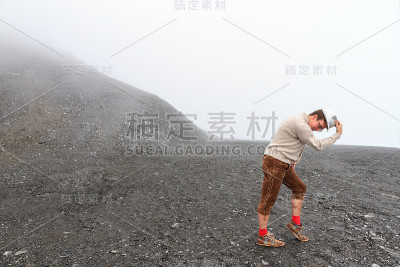 云中太空漫步