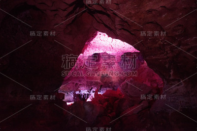 洛尔顿洞穴