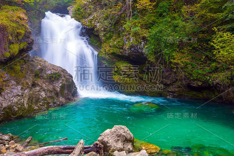 山河碧水