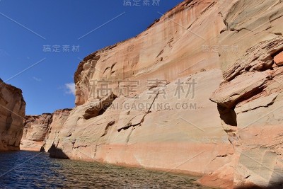 鲍威尔湖