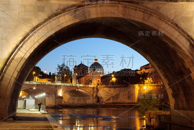 梵蒂冈的夜景