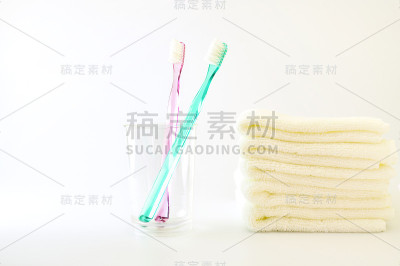 牙刷和毛巾