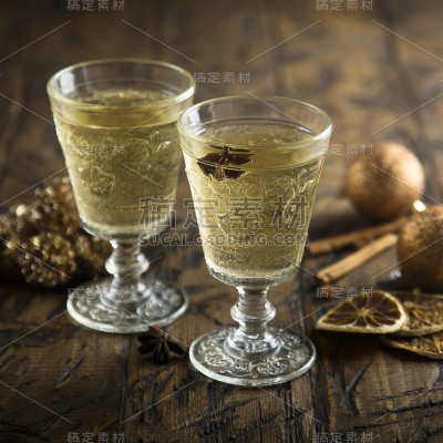 加香料的热葡萄酒