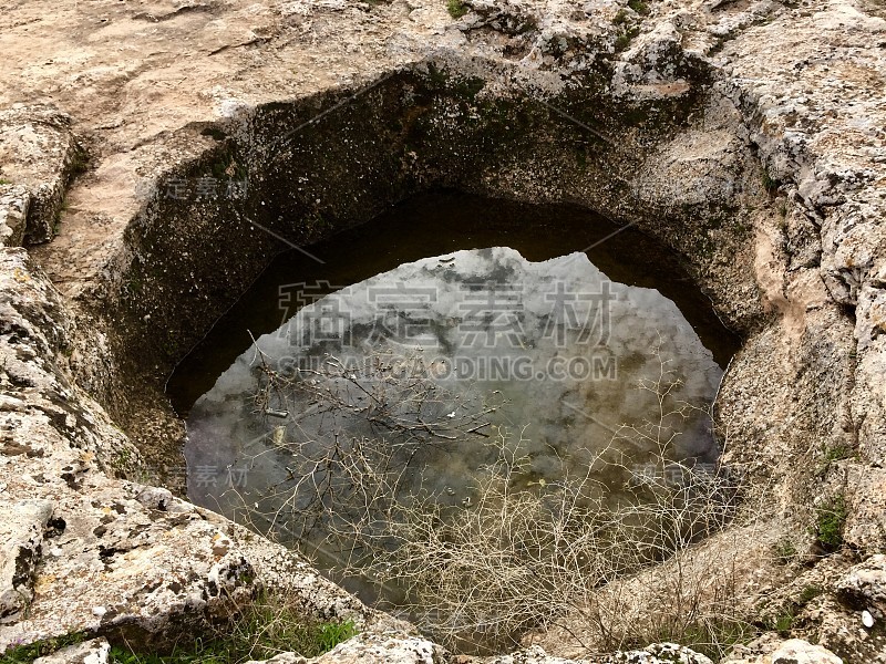 Göbeklitepe Örencik村联合国教科文组织世界遗产方尖碑动物图案Şanlıurfa的第